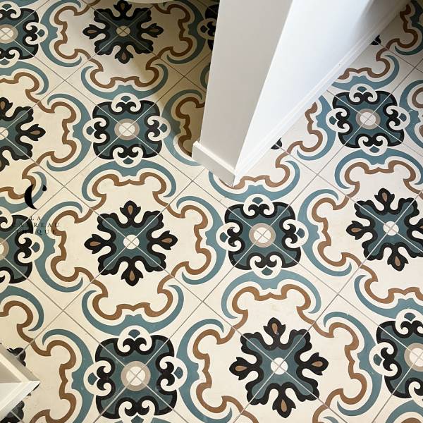 Salle de bains - bejmats et carreaux ciment