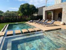 Notre zone d'activité pour ce service Magasin pour achat de carrelage piscine avec effet Bali à